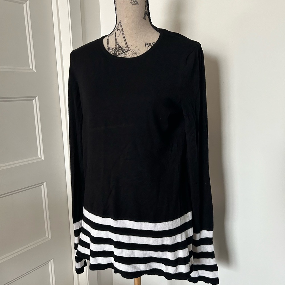 Beautiful Long Tall Sally women’s long sleeve shirts casual fashion, Size M